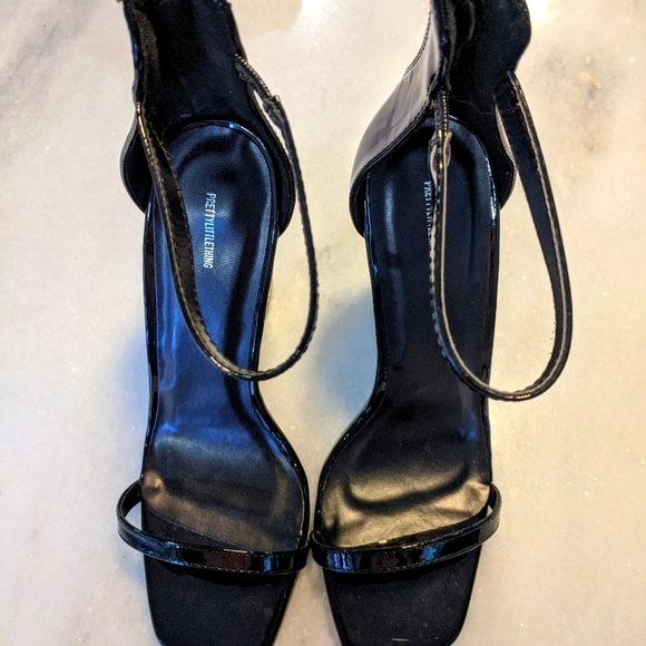 New PRETTY LITTLE THING Patent Heels, Sz 6 - Picture 1 of 9